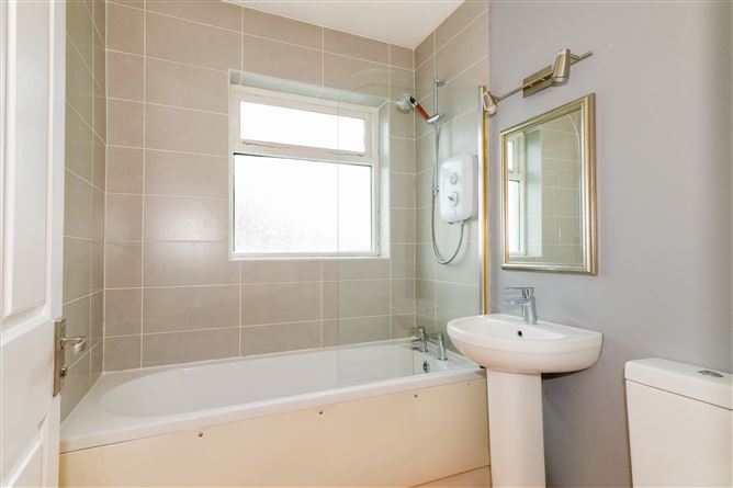 40 The Rise, Knocknacarra, Galway City