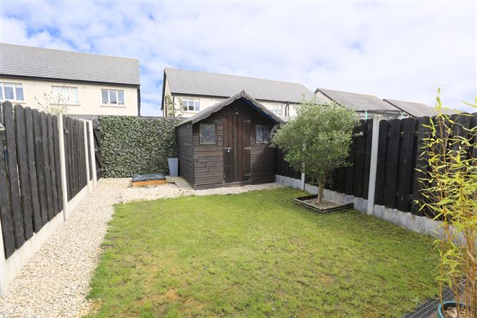 33 Kestrel Manor, Platin Road, Drogheda, Co. Meath