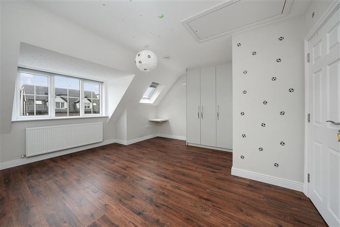 9 The Avenue, Green Lane Manor, Rathcoole, Co. Dublin