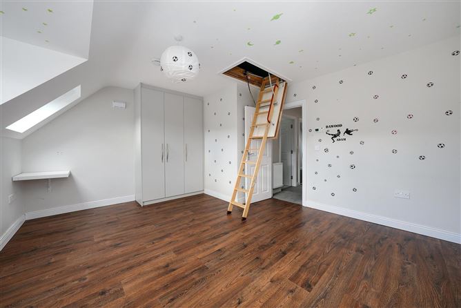 9 The Avenue, Green Lane Manor, Rathcoole, Co. Dublin