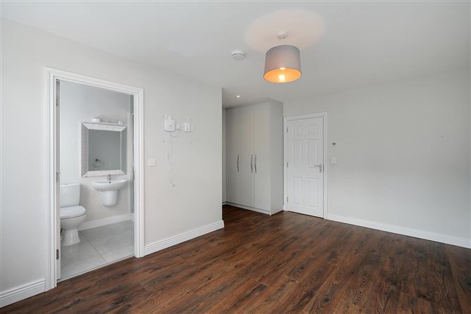 9 The Avenue, Green Lane Manor, Rathcoole, Co. Dublin