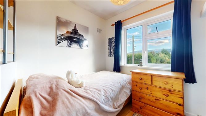 73 Ludford Park, Ballinteer, Dublin 16