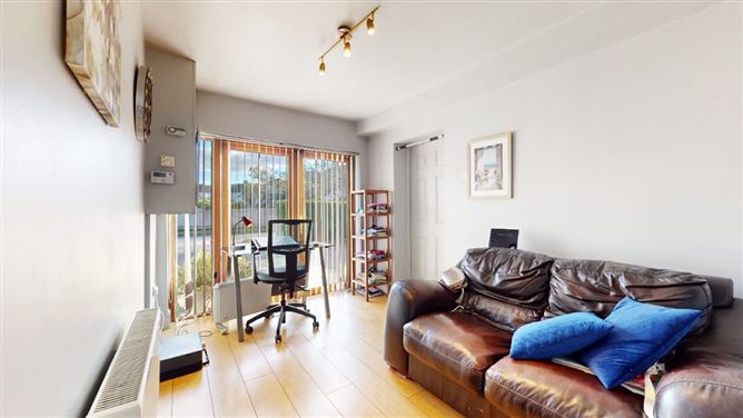 73 Ludford Park, Ballinteer, Dublin 16