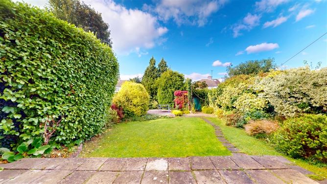 73 Ludford Park, Ballinteer, Dublin 16