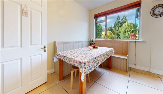 73 Ludford Park, Ballinteer, Dublin 16