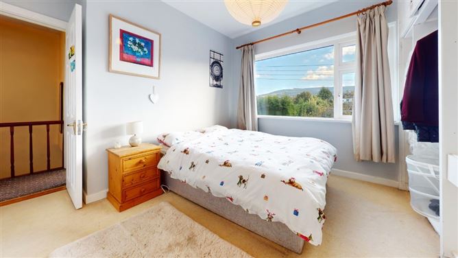 73 Ludford Park, Ballinteer, Dublin 16