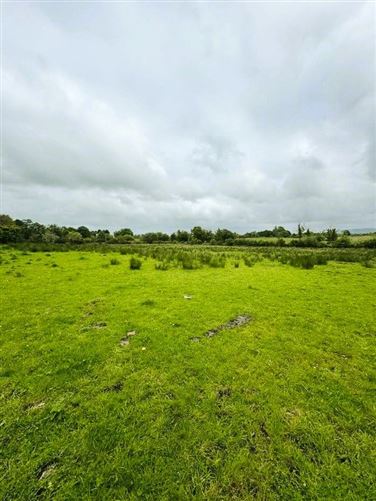 Lands Mullauns, Ballina, Co. Mayo