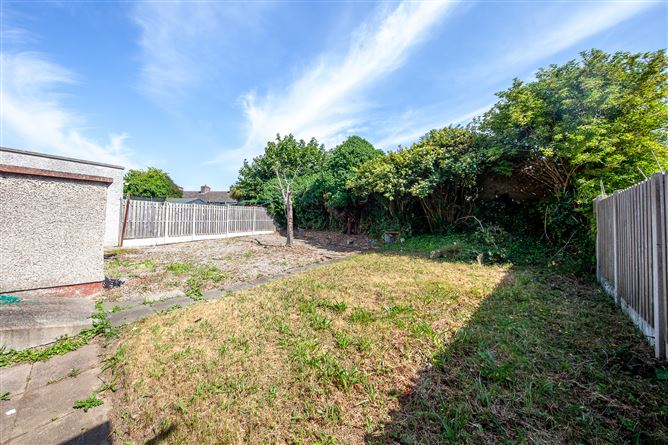 Photo 13 of 28 — 36 Ribh avenue, Artane, Dublin 5