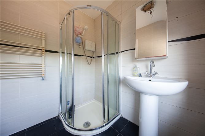 Photo 23 of 28 — 36 Ribh avenue, Artane, Dublin 5