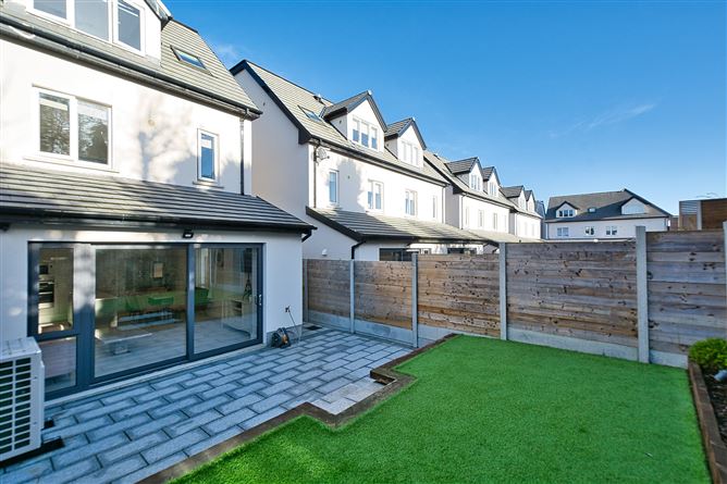 36 The Avenue, Green Lane Manor, Rathcoole, Dublin