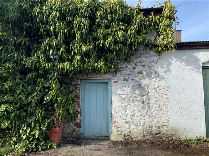 4 McCurtain Street, Clones, Monaghan