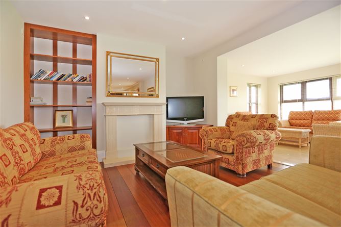 15 Adare Villas, Adare Manor, Adare, Co. Limerick