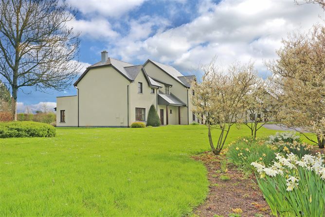 15 Adare Villas, Adare Manor, Adare, Co. Limerick