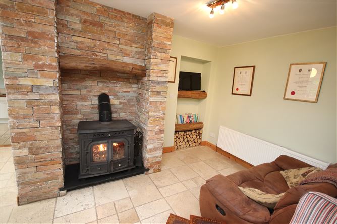 11 The Elms, Cut Bush, Curragh, Kildare