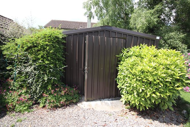 11 The Elms, Cut Bush, Curragh, Kildare
