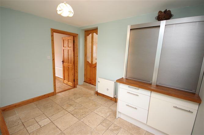 11 The Elms, Cut Bush, Curragh, Kildare