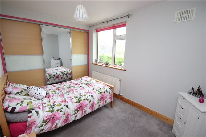11 The Elms, Cut Bush, Curragh, Kildare