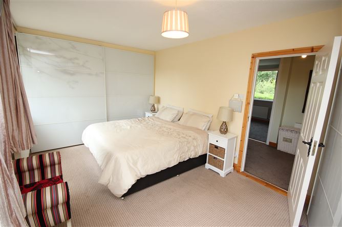 11 The Elms, Cut Bush, Curragh, Kildare