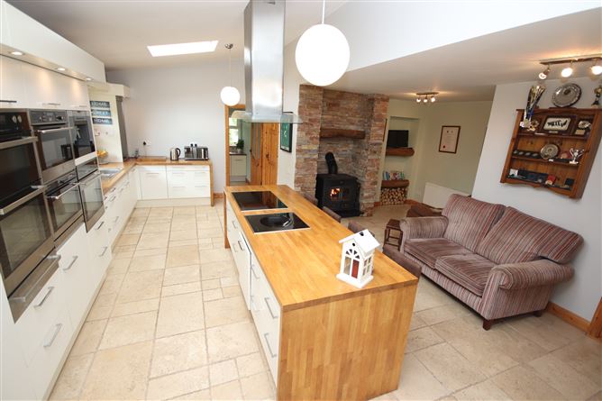 11 The Elms, Cut Bush, Curragh, Kildare