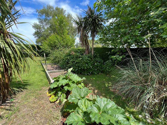 11 The Elms, Cut Bush, Curragh, Kildare