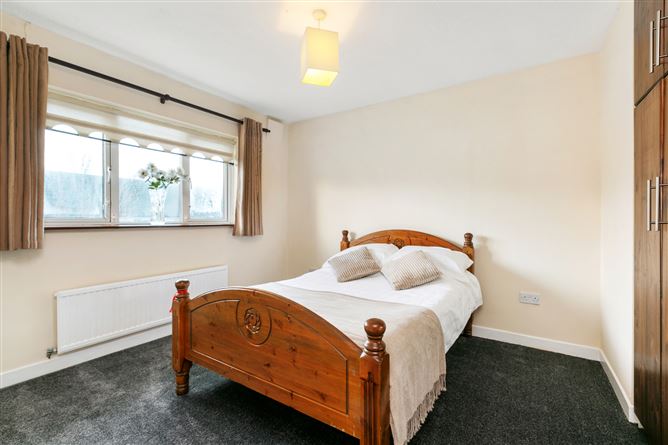 81 Pinewood Estate, Clondalkin, Dublin 22