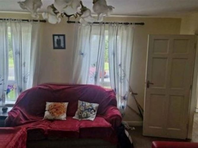 9 Churchfield Manor, Killala, Co. Mayo