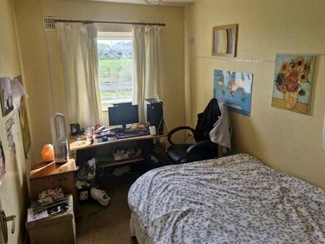 9 Churchfield Manor, Killala, Co. Mayo