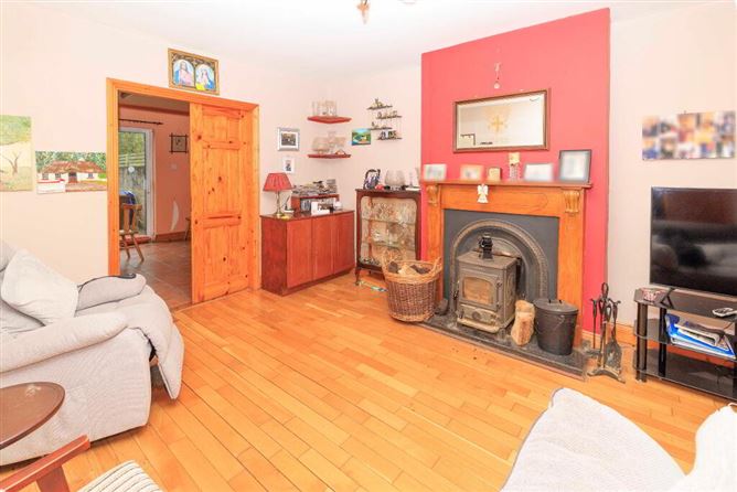 24 Glenwood, Newport, Tipperary