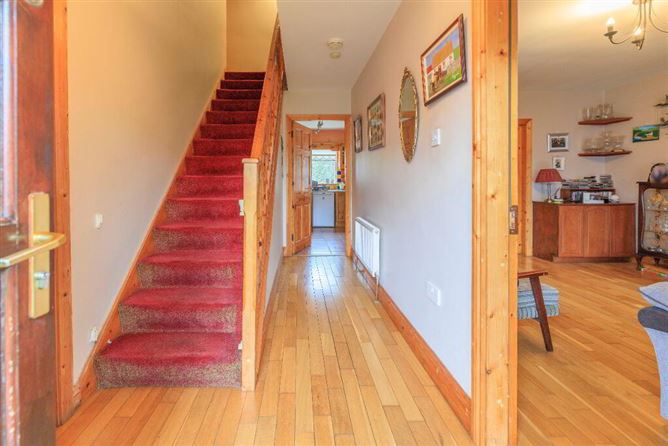24 Glenwood, Newport, Tipperary