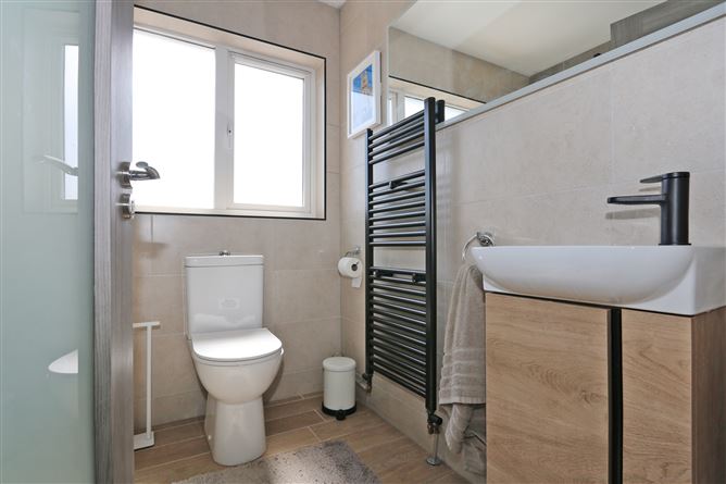 Photo 19 of 31 — 33 Ashfort, Golf Links Road, Castletroy, Limerick