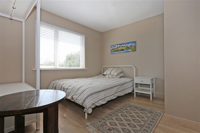 Photo 17 of 31 — 33 Ashfort, Golf Links Road, Castletroy, Limerick