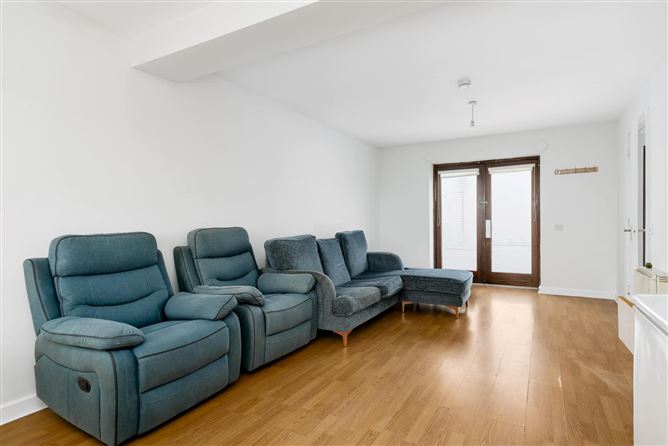 4 Chaplains Court, Clondalkin, Dublin 22