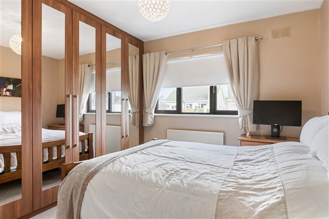 39 The Heath, Cypress Downs, Templeogue, Dublin 6W