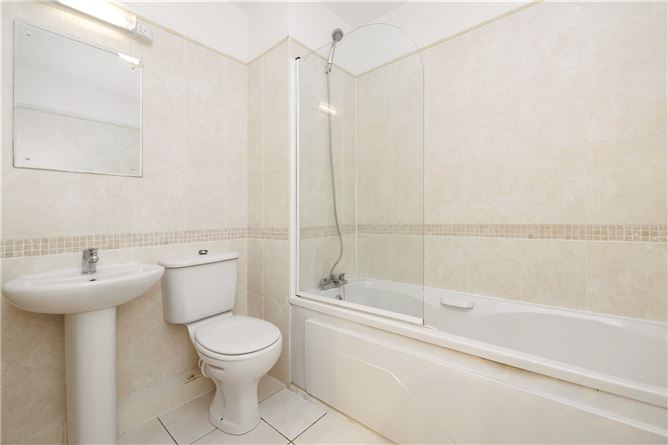 105 The Wood, Clon Brugh, Aikens Village, Dublin 18