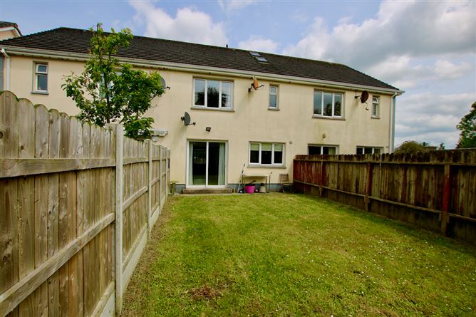 11 Church View, Ballymahon, Longford