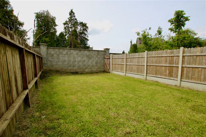 11 Church View, Ballymahon, Longford