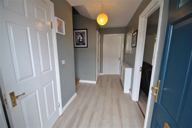 7 Ayrhill Court, Roscrea, Co. Tipperary