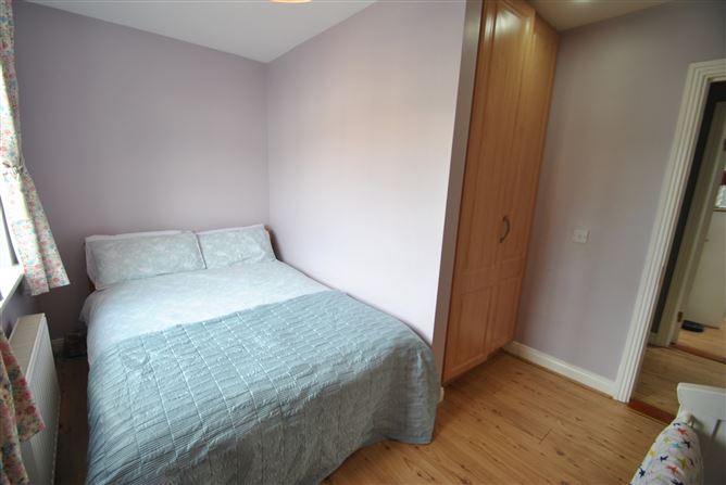7 Ayrhill Court, Roscrea, Co. Tipperary