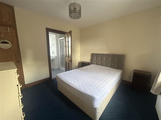 Nooan, Ruan, Ennis, County Clare