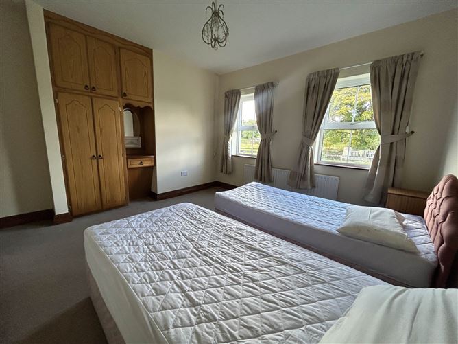 Nooan, Ruan, Ennis, County Clare