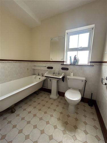 Nooan, Ruan, Ennis, County Clare