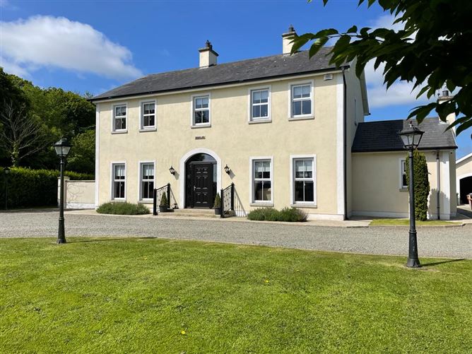 Elvana House, Louth Hall, Tallanstown, Louth