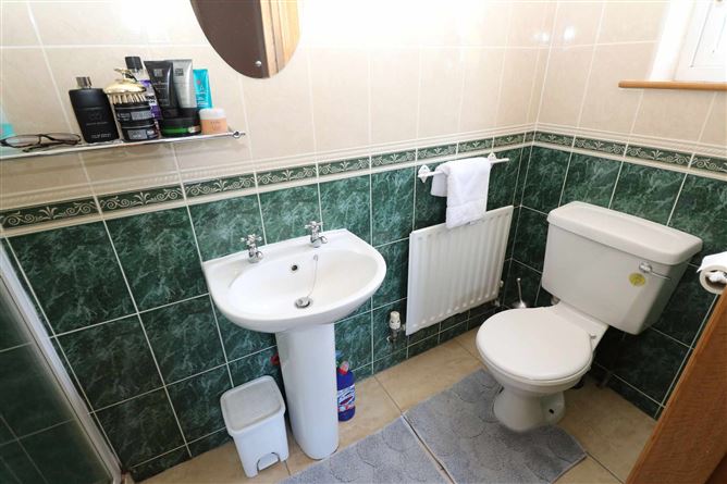 Elvana House, Louth Hall, Tallanstown, Louth