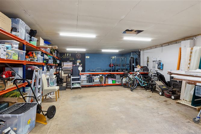 Robin Hill, Ballymana Lane, Kiltipper, Tallaght, Dublin 24