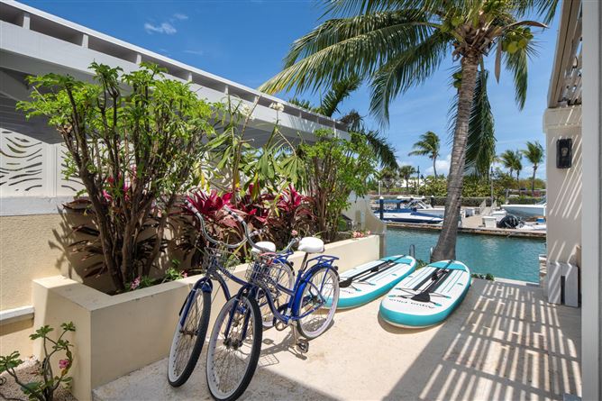 Photo 8 of 10 — Kira Isle Reverie,Leeward Settlement,Providenciales and West Caicos,Turks and Caicos