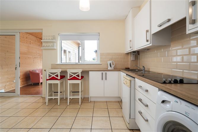 Photo 8 of 16 — 104 Marsham Court, Stillorgan, Co. Dublin