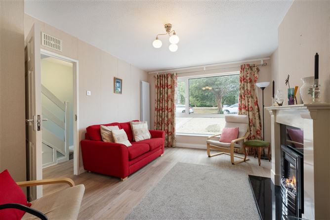Photo 4 of 16 — 104 Marsham Court, Stillorgan, Co. Dublin