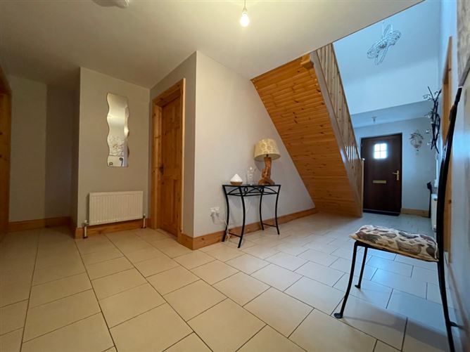 4 Lag Na Carraige, Carrickmagarvey, Gweedore, Donegal