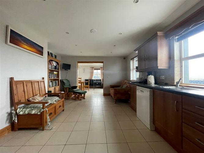 4 Lag Na Carraige, Carrickmagarvey, Gweedore, Donegal