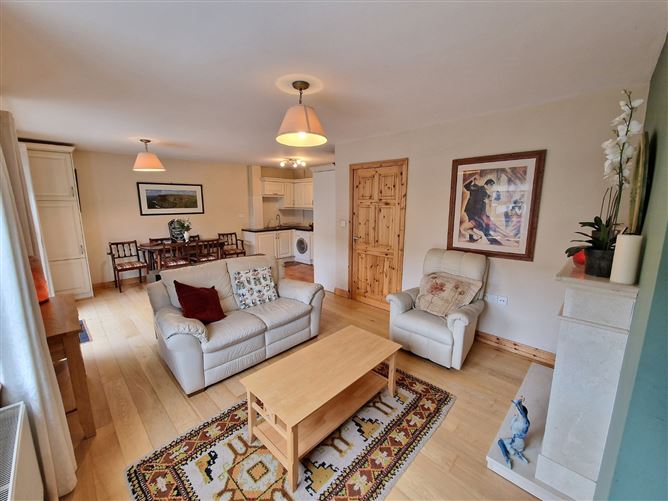 22 Garden View, Clarecastle, Ennis, Co. Clare